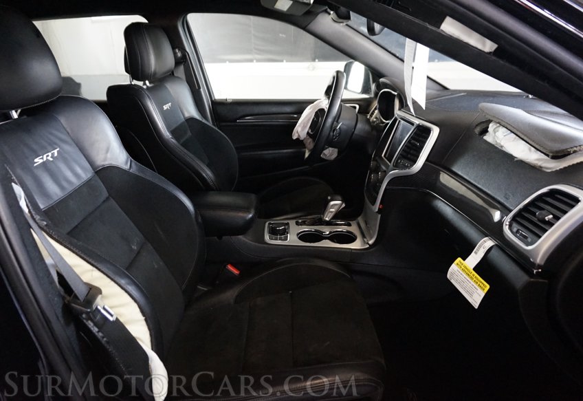 2018 Jeep Grand Cherokee - Image 30