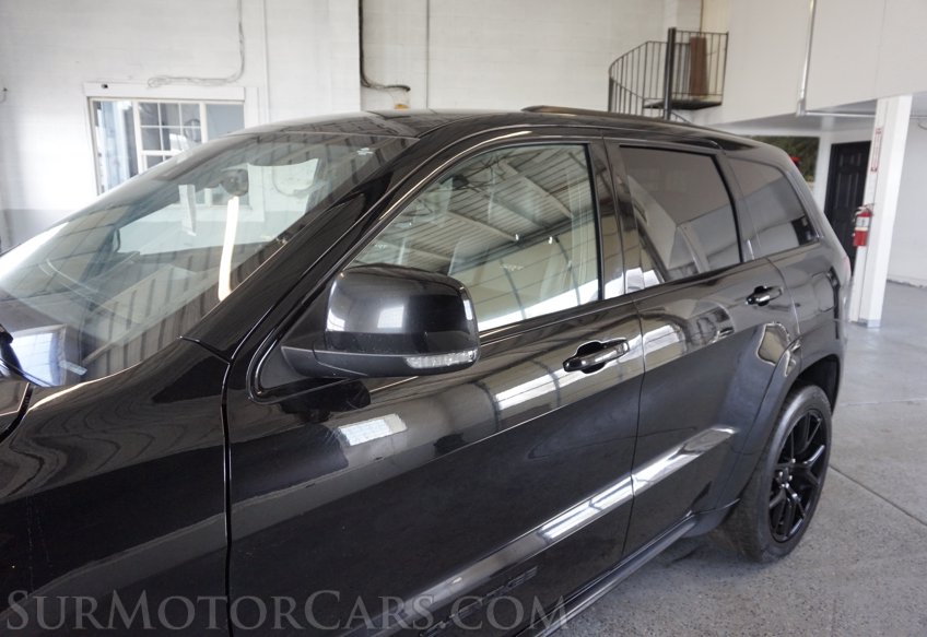 2018 Jeep Grand Cherokee - Image 23