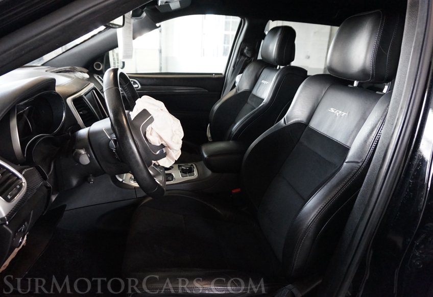 2018 Jeep Grand Cherokee - Image 35