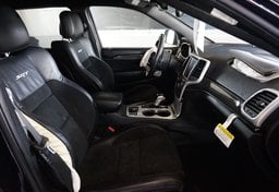 2018 Jeep Grand Cherokee - Image 30