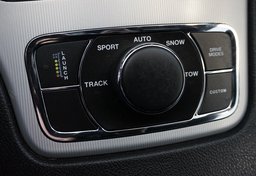 2018 Jeep Grand Cherokee - Image 63