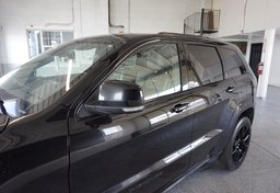 2018 Jeep Grand Cherokee - Image 23