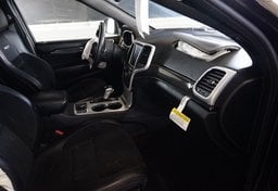 2018 Jeep Grand Cherokee - Image 32