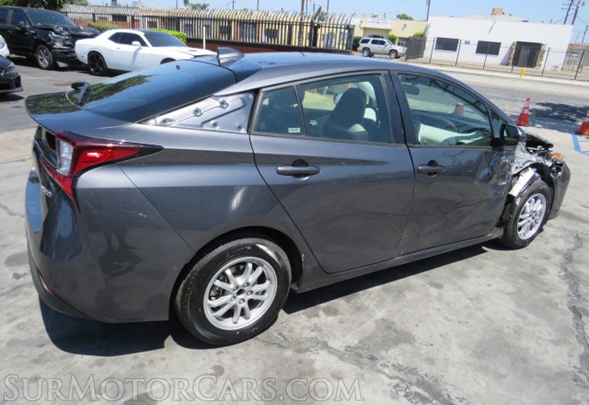 2022 Toyota Prius - Image 6