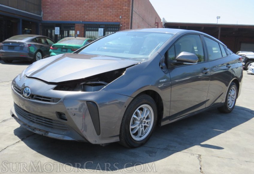 2022 Toyota Prius - Image 3