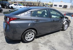 2022 Toyota Prius - Image 6