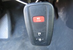 2022 Toyota Prius - Image 39