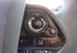 2022 Toyota Prius - Image 36