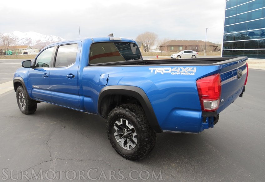 2017 Toyota Tacoma - Image 6