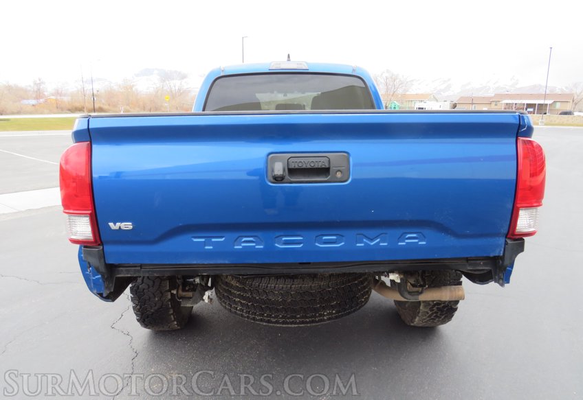 2017 Toyota Tacoma - Image 14