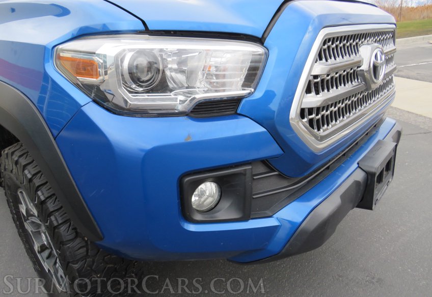 2017 Toyota Tacoma - Image 21