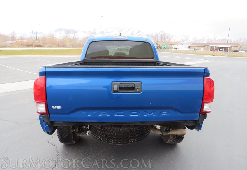 2017 Toyota Tacoma - Image 13