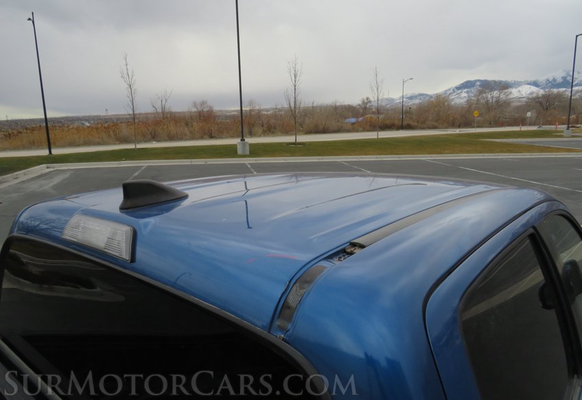 2017 Toyota Tacoma - Image 19