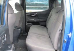 2017 Toyota Tacoma - Image 36