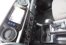 2017 Toyota Tacoma - Image 43