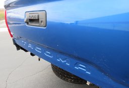 2017 Toyota Tacoma - Image 27