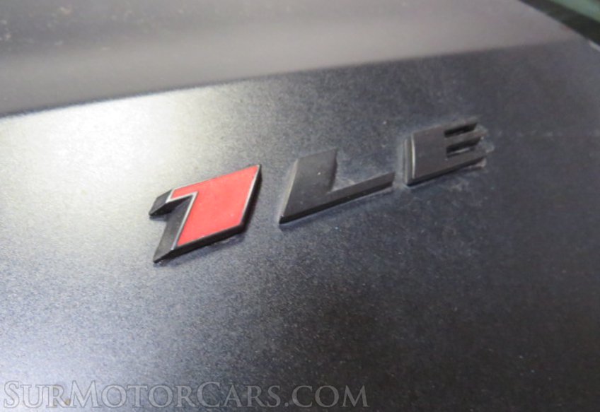 2019 Chevrolet Camaro - Image 18