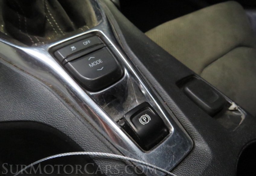 2019 Chevrolet Camaro - Image 32