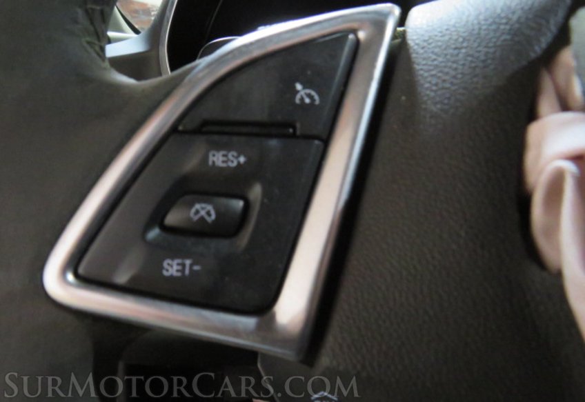 2019 Chevrolet Camaro - Image 28