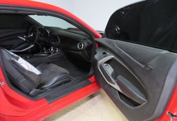 2019 Chevrolet Camaro - Image 20