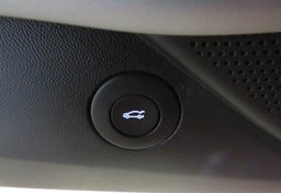 2019 Chevrolet Camaro - Image 42