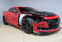 2019 Chevrolet Camaro - Image 4