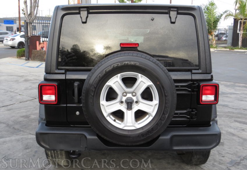 2018 Jeep Wrangler Unlimited - Image 11