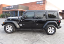 2018 Jeep Wrangler Unlimited - Image 9