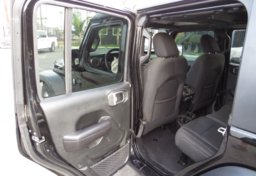 2018 Jeep Wrangler Unlimited - Image 20