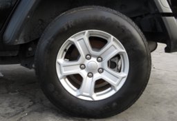 2018 Jeep Wrangler Unlimited - Image 14