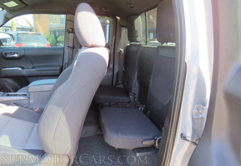 2020 Toyota Tacoma 4WD - Image 30