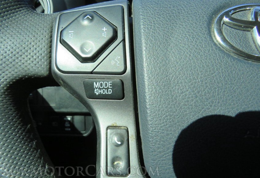 2020 Toyota Tacoma 4WD - Image 33