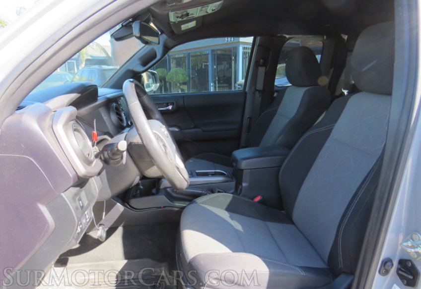 2020 Toyota Tacoma 4WD - Image 25