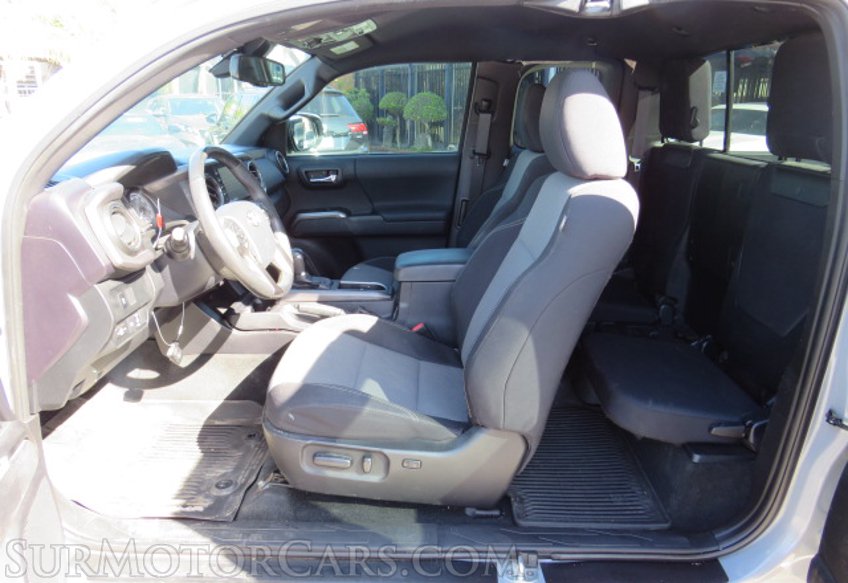 2020 Toyota Tacoma 4WD - Image 28