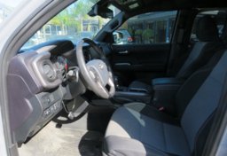 2020 Toyota Tacoma 4WD - Image 22