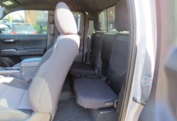 2020 Toyota Tacoma 4WD - Image 30