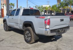 2020 Toyota Tacoma 4WD - Image 6
