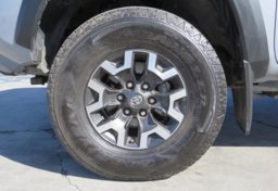 2020 Toyota Tacoma 4WD - Image 49