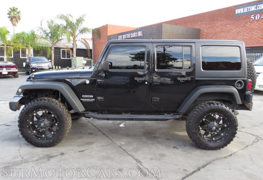 2015 Jeep Wrangler Unlimited - Image 5