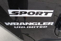 2015 Jeep Wrangler Unlimited - Image 21