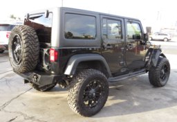 2015 Jeep Wrangler Unlimited - Image 8