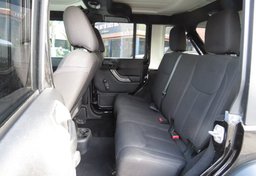 2015 Jeep Wrangler Unlimited - Image 31