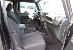 2015 Jeep Wrangler Unlimited - Image 24