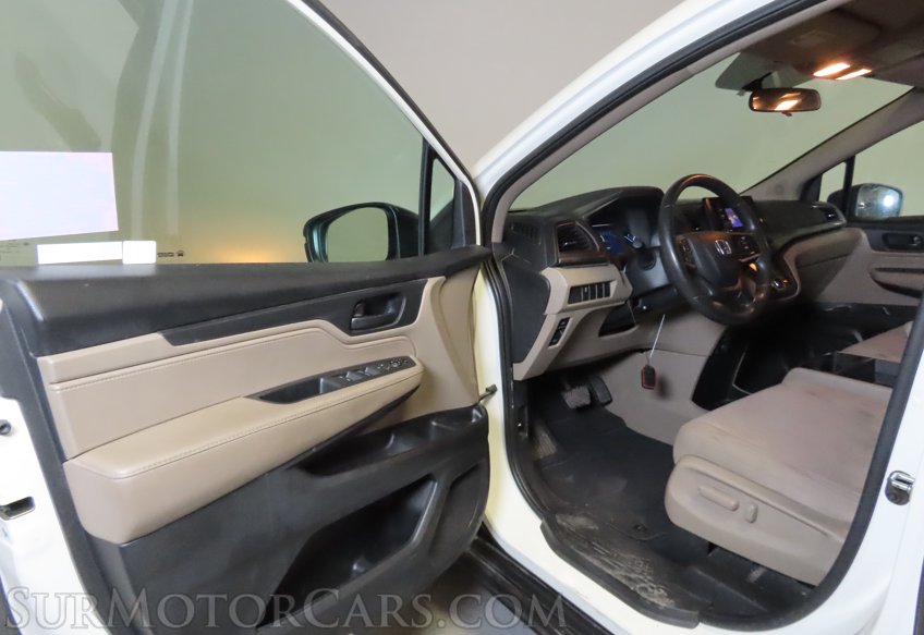 2019 Honda Odyssey - Image 17