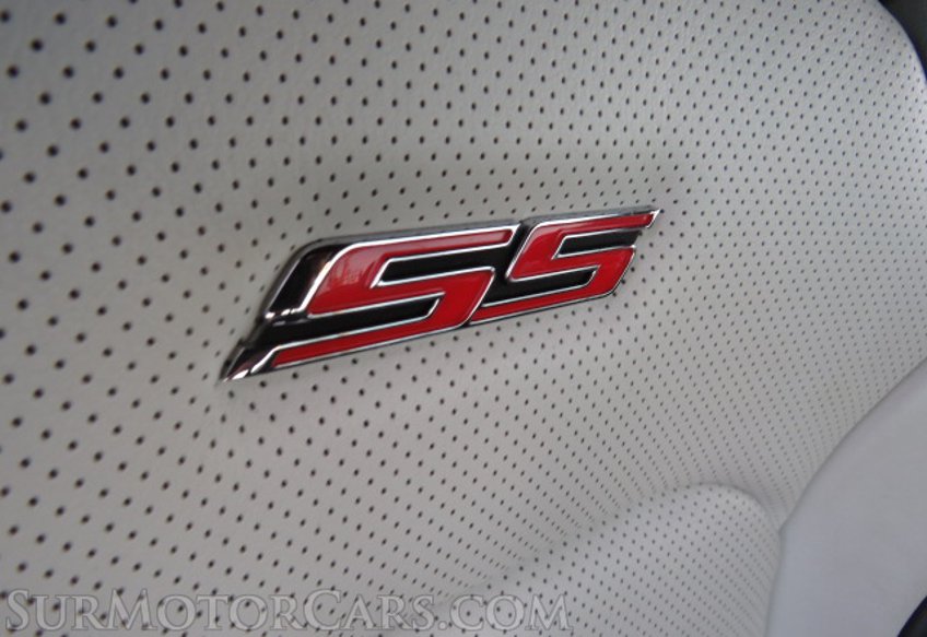 2017 Chevrolet Camaro - Image 23