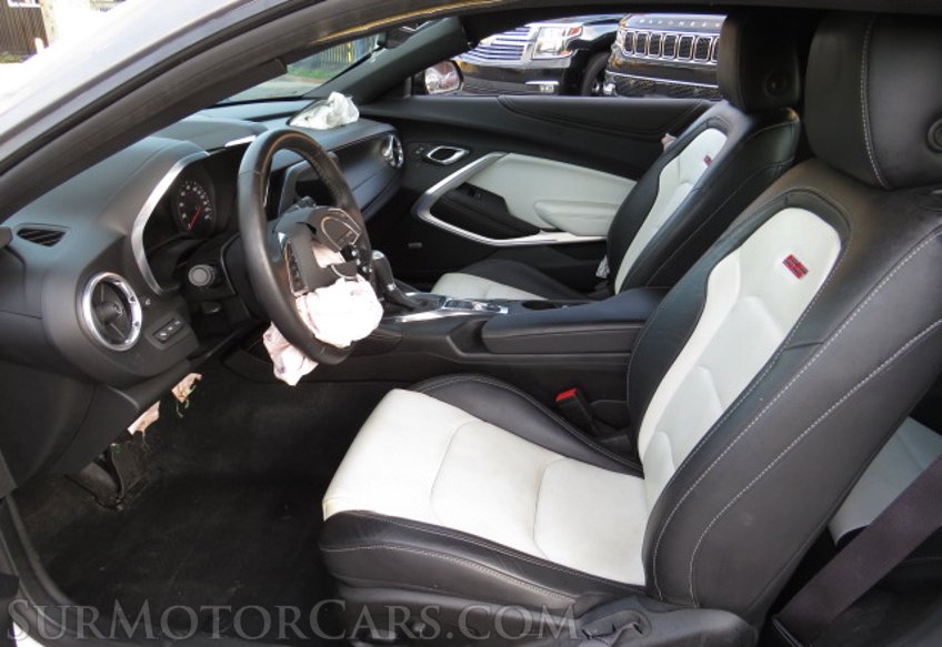 2017 Chevrolet Camaro - Image 21