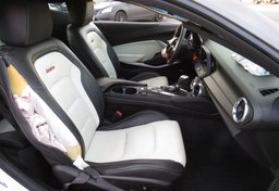 2017 Chevrolet Camaro - Image 20