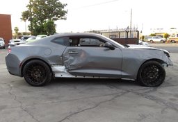 2017 Chevrolet Camaro - Image 6