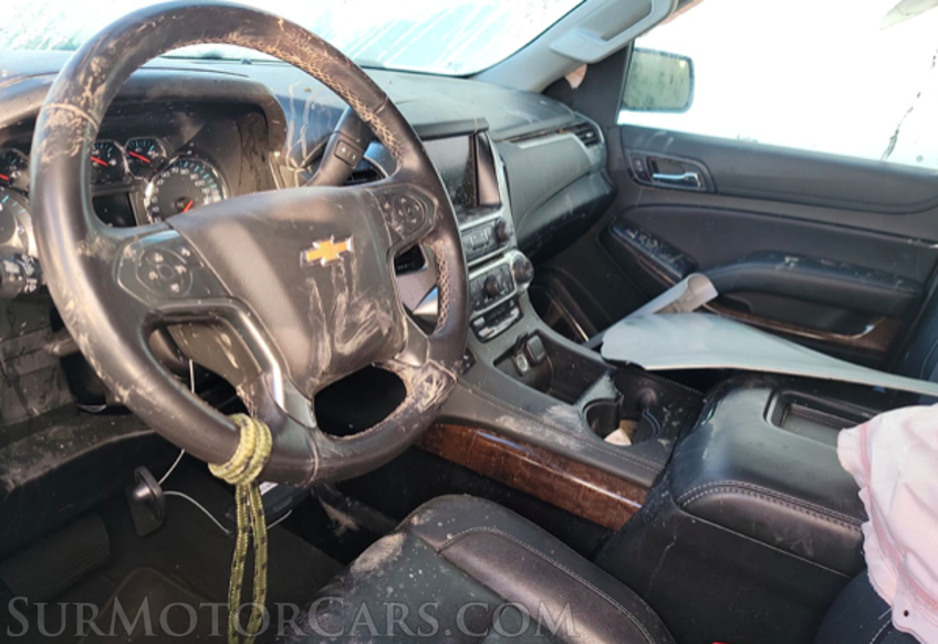 2019 Chevrolet Suburban - Image 8