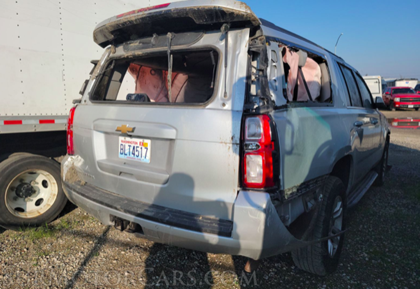 2019 Chevrolet Suburban - Image 4